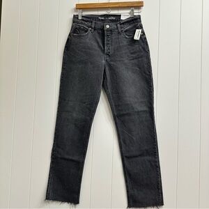 Old Navy High Rise Slouchy Straight Raw Frayed Hem Black Wash Size 2 NWT